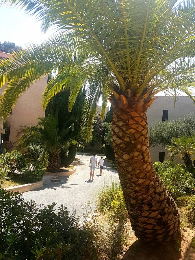 Residence Goelia Les Jardins D'Azur Saint-Raphael  Bagian luar foto